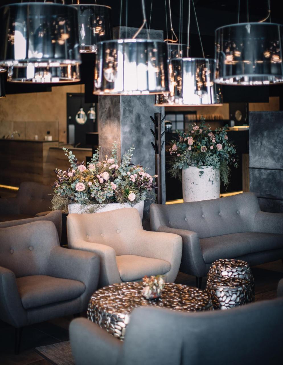Nutrend World Otel Olomouc Dış mekan fotoğraf