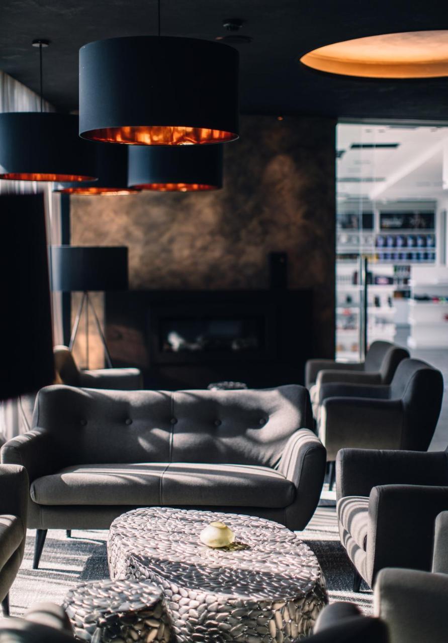 Nutrend World Otel Olomouc Dış mekan fotoğraf