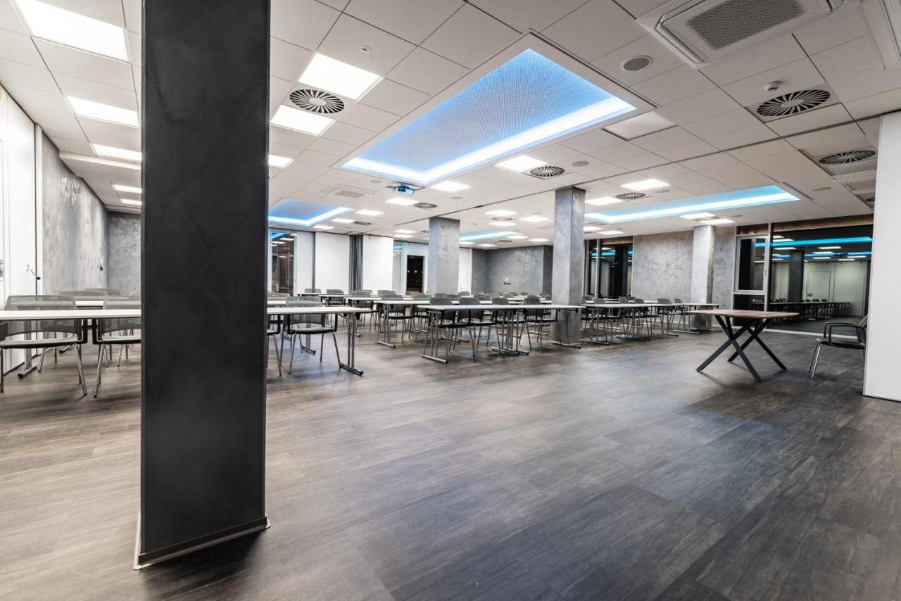 Nutrend World Otel Olomouc Dış mekan fotoğraf